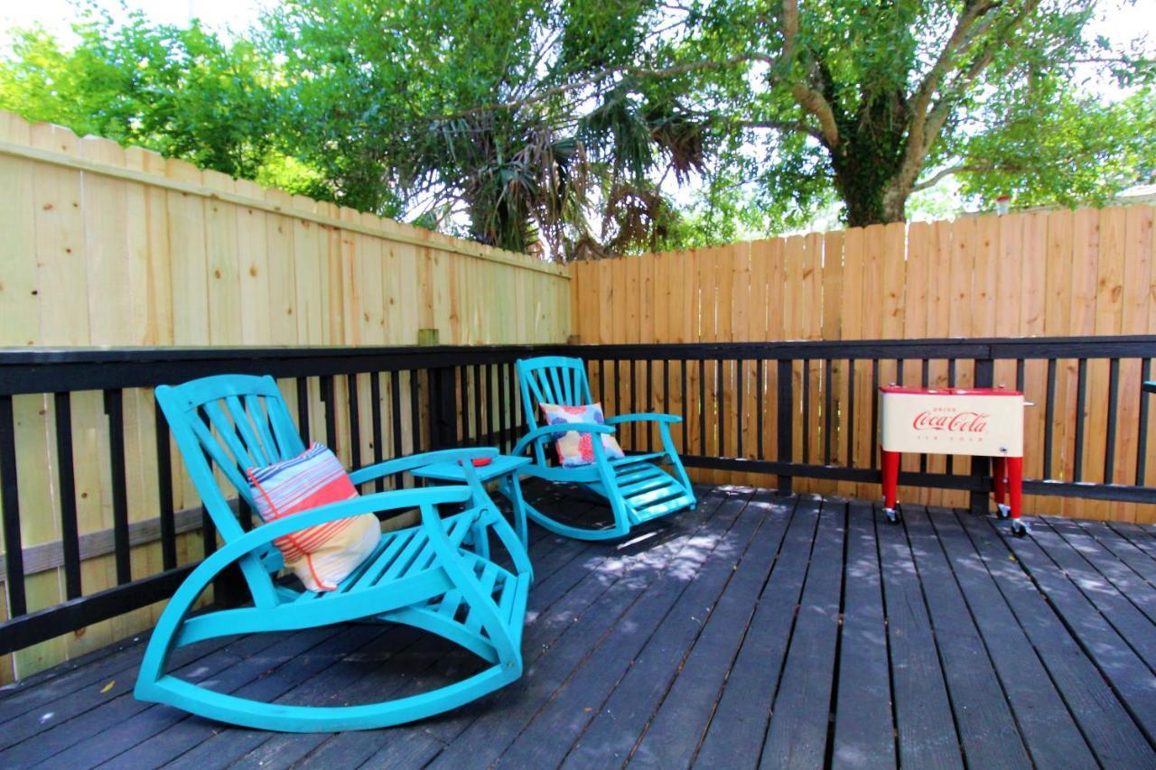 Beachy Bungalow For Family Fun! Walk To Beach! Πενσακόλα Εξωτερικό φωτογραφία